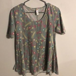 LuLaRoe Perfect Tee small